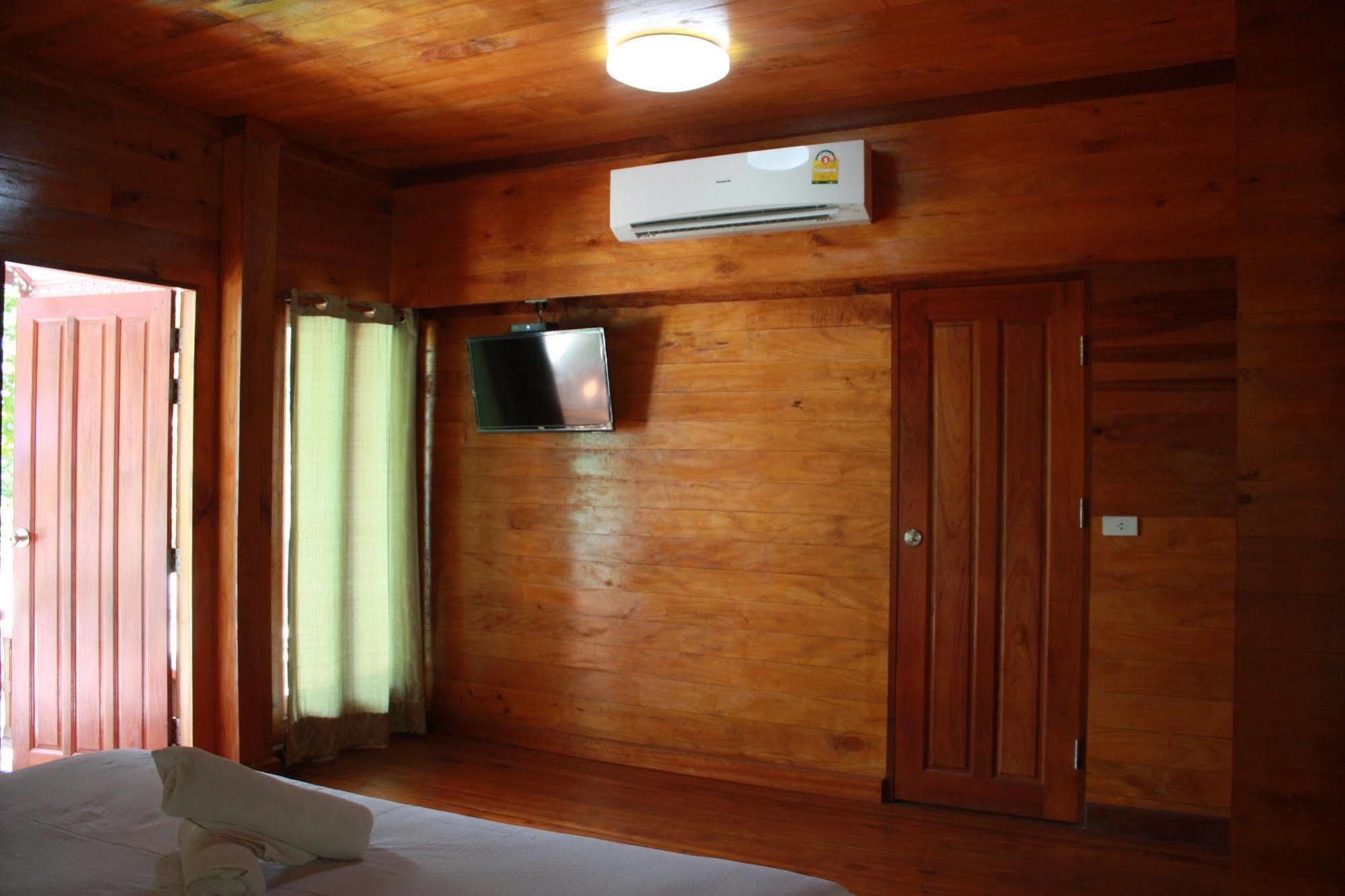 Phuphat Beach Resort Khanom Dış mekan fotoğraf