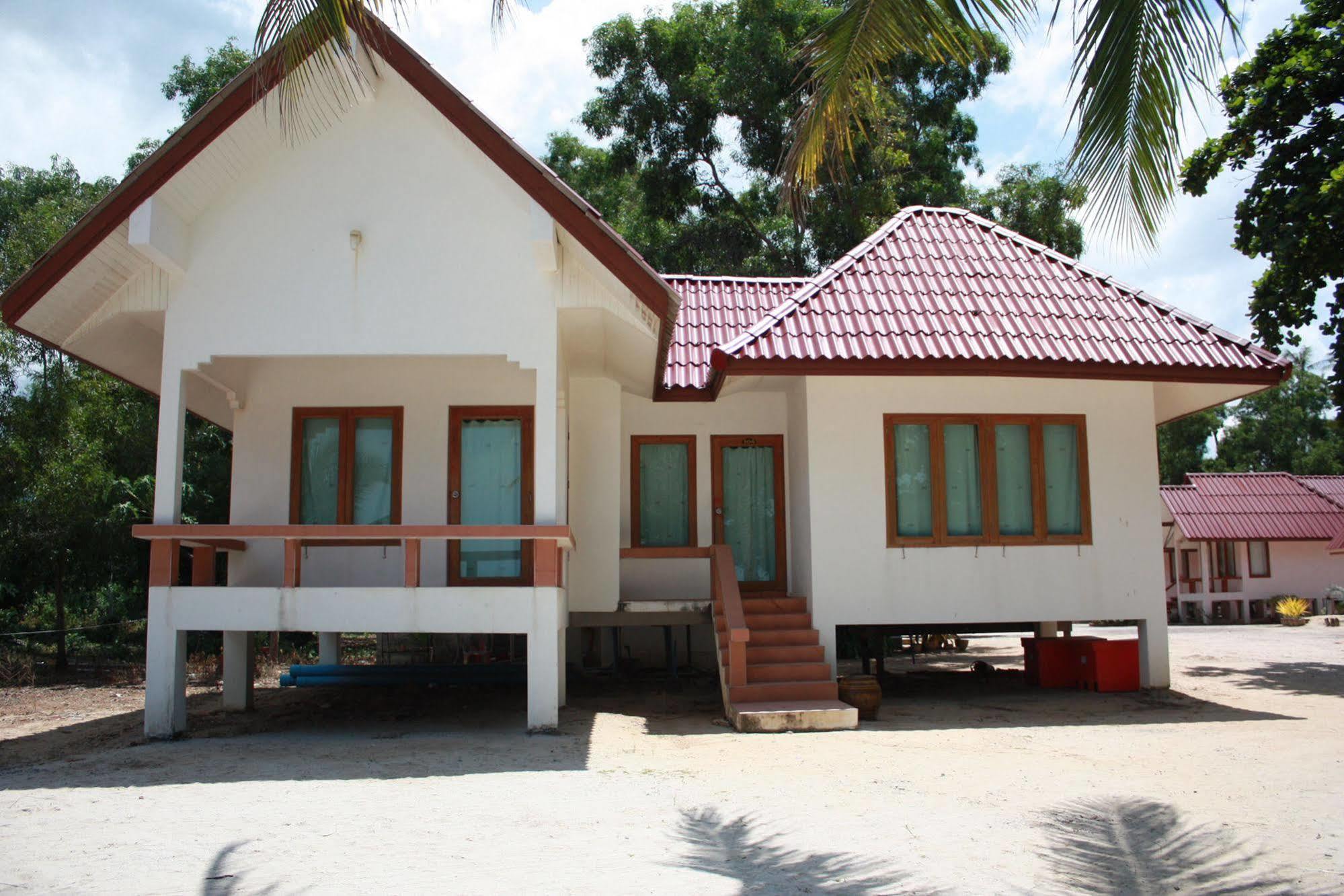 Phuphat Beach Resort Khanom Dış mekan fotoğraf
